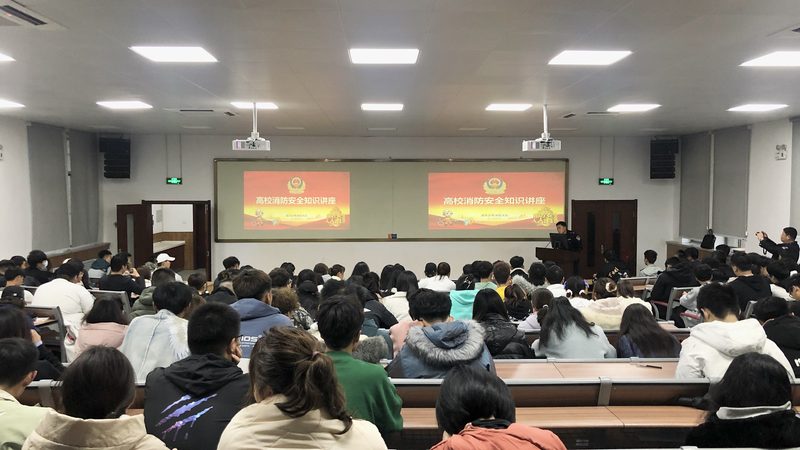 在报名前，首先需要准备以下材料：